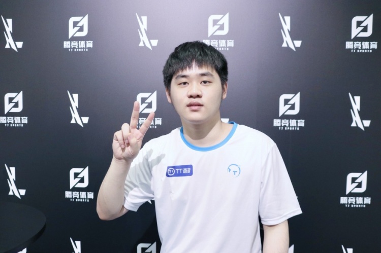 吸收先进的